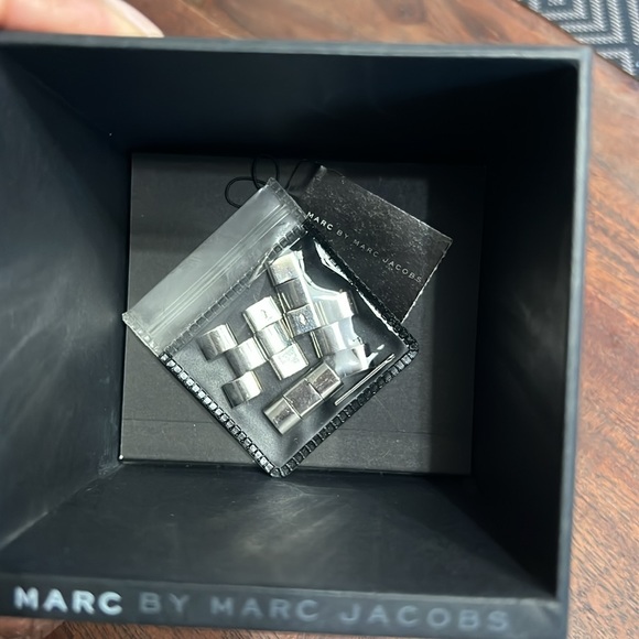 Marc by Marc Jacobs Silver Watch - Picture 5 of 8